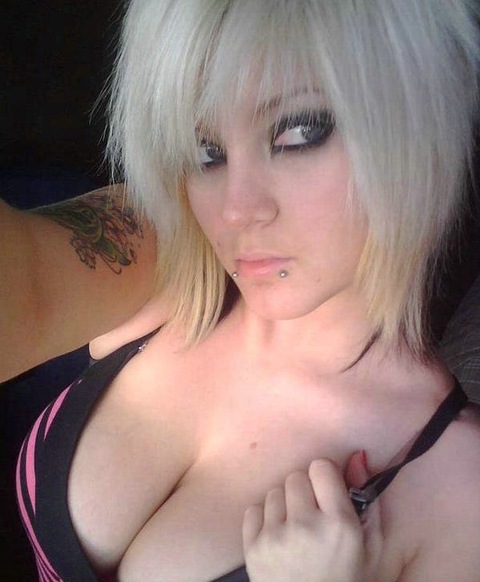 Emo Sexy GF